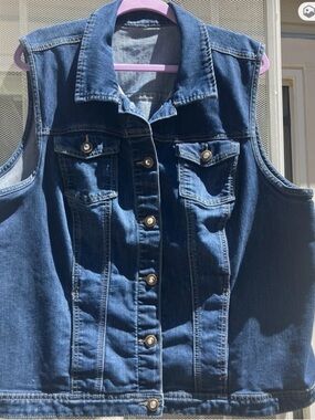 Classic Dark Blue Denim Vest, pockets and sparkle buttons